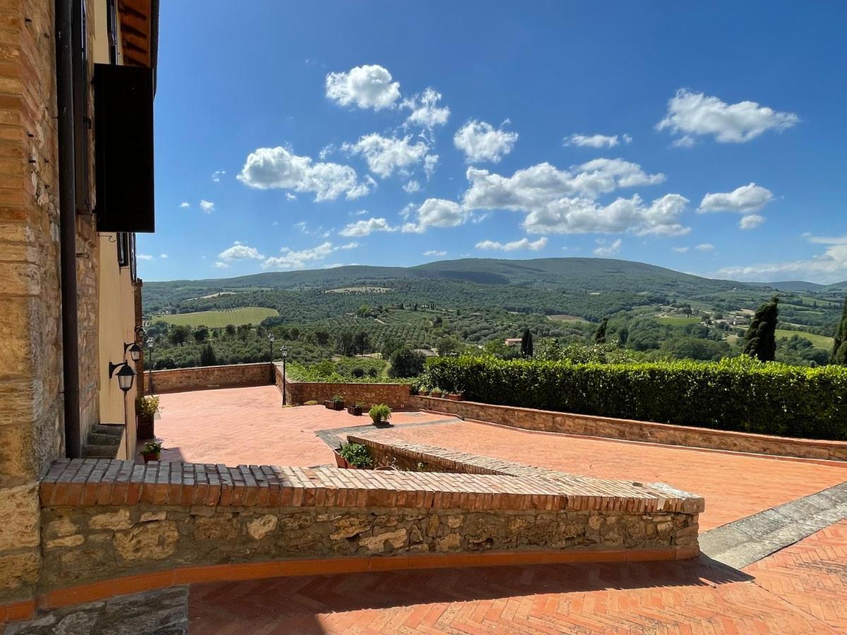 Agriturismo Castello Di Montauto San Gimignano Exterior photo