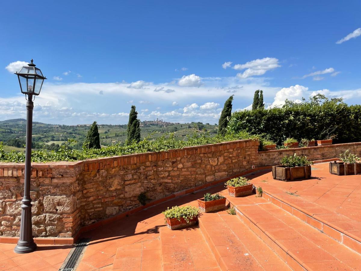 Agriturismo Castello Di Montauto San Gimignano Exterior photo
