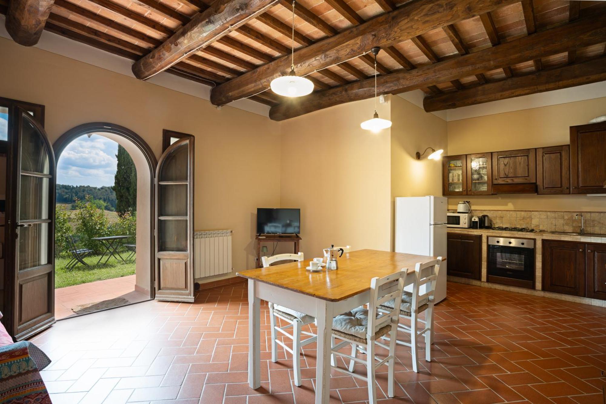 Agriturismo Castello Di Montauto San Gimignano Exterior photo
