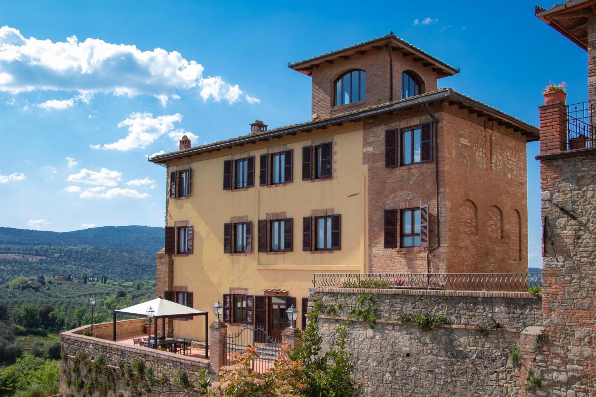 Agriturismo Castello Di Montauto San Gimignano Exterior photo